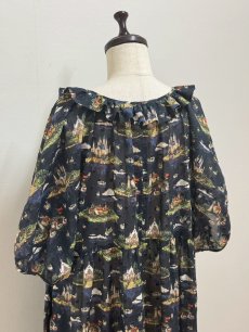 画像10: 【6月下旬〜7月上旬】スワンチャペルシューワンピース（M）5110370 (10)