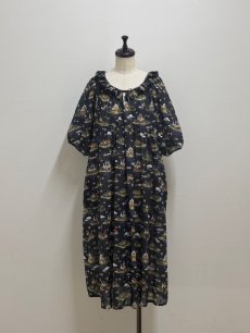 画像7: 【6月下旬〜7月上旬】スワンチャペルシューワンピース（M）5110370 (7)