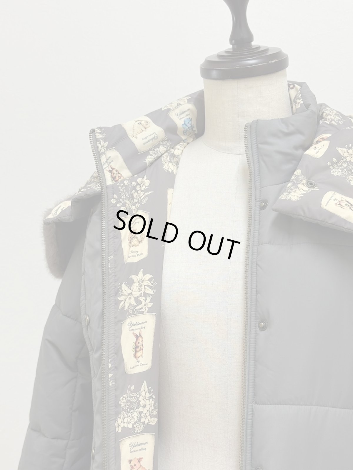 画像25: 【12月上旬〜12月中旬】ぷくぷくテキスタイルリバーロングコート（3L）5695160 (25)