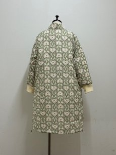 画像10: 【12月上旬〜12月中旬】ぷくぷくテキスタイルリバーロングコート（3L）5695160 (10)