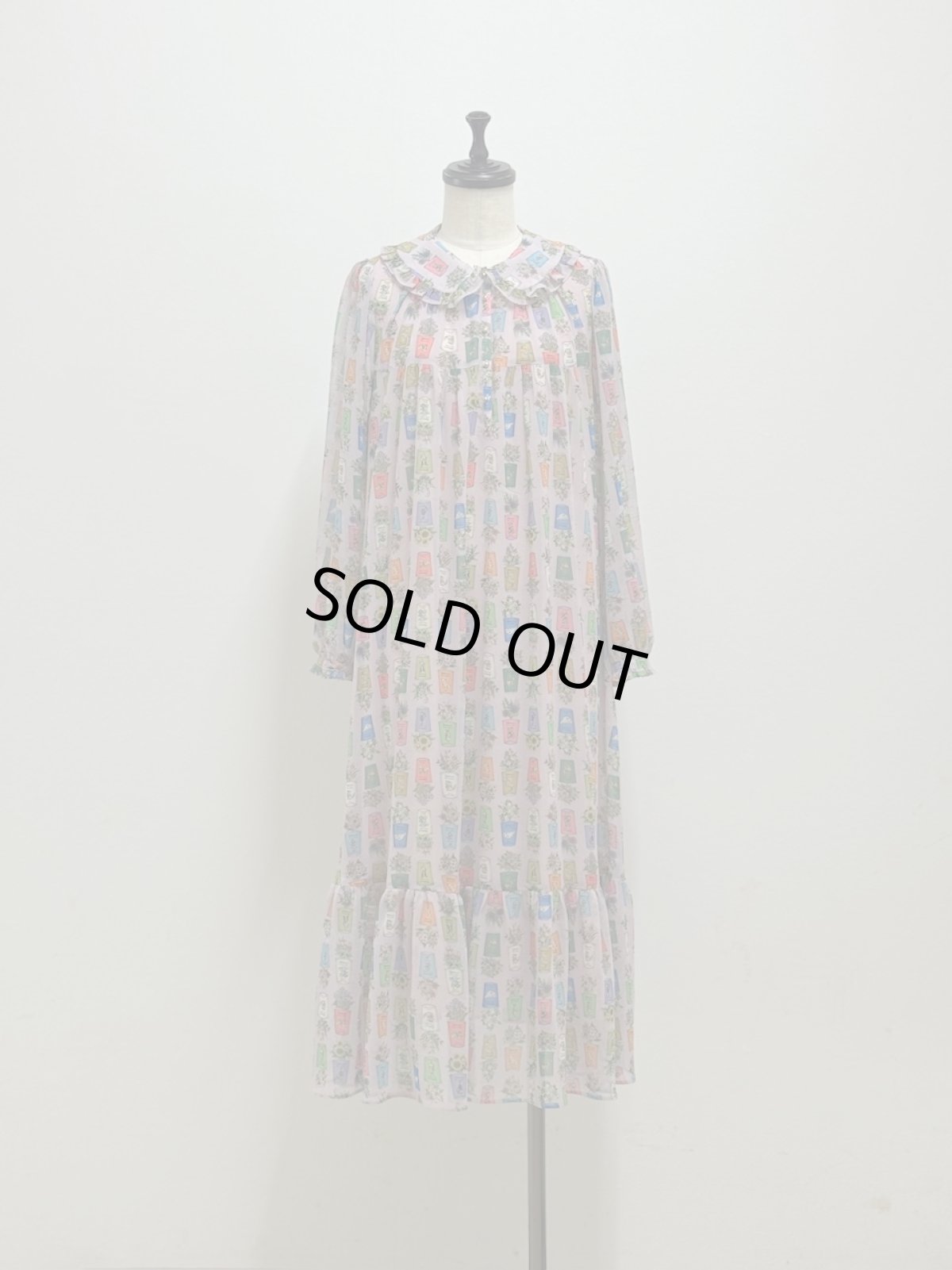 画像1: 【12月上旬〜12月中旬】2025AWテキスタイルワンピース ペチなし（3L）5615100 (1)