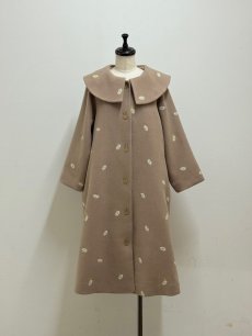 画像1: 【12月中旬〜12月下旬】マーガレットバニーロングコート（3L）5695200 ※数量限定品 (1)