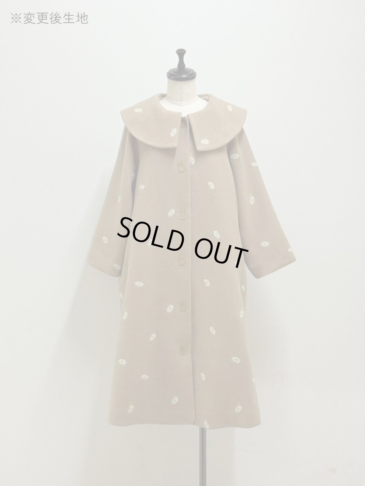 画像1: 【12月中旬〜12月下旬】マーガレットバニーロングコート（3L）5695240(追加分) (1)