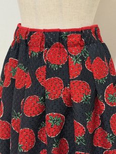 画像2: 【12月下旬〜1月中旬】レーシー丈短めスッキリスカート(M)6160050 (2)