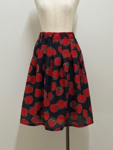 画像1: 【12月下旬〜1月中旬】レーシー丈短めスッキリスカート(M)6160050 (1)