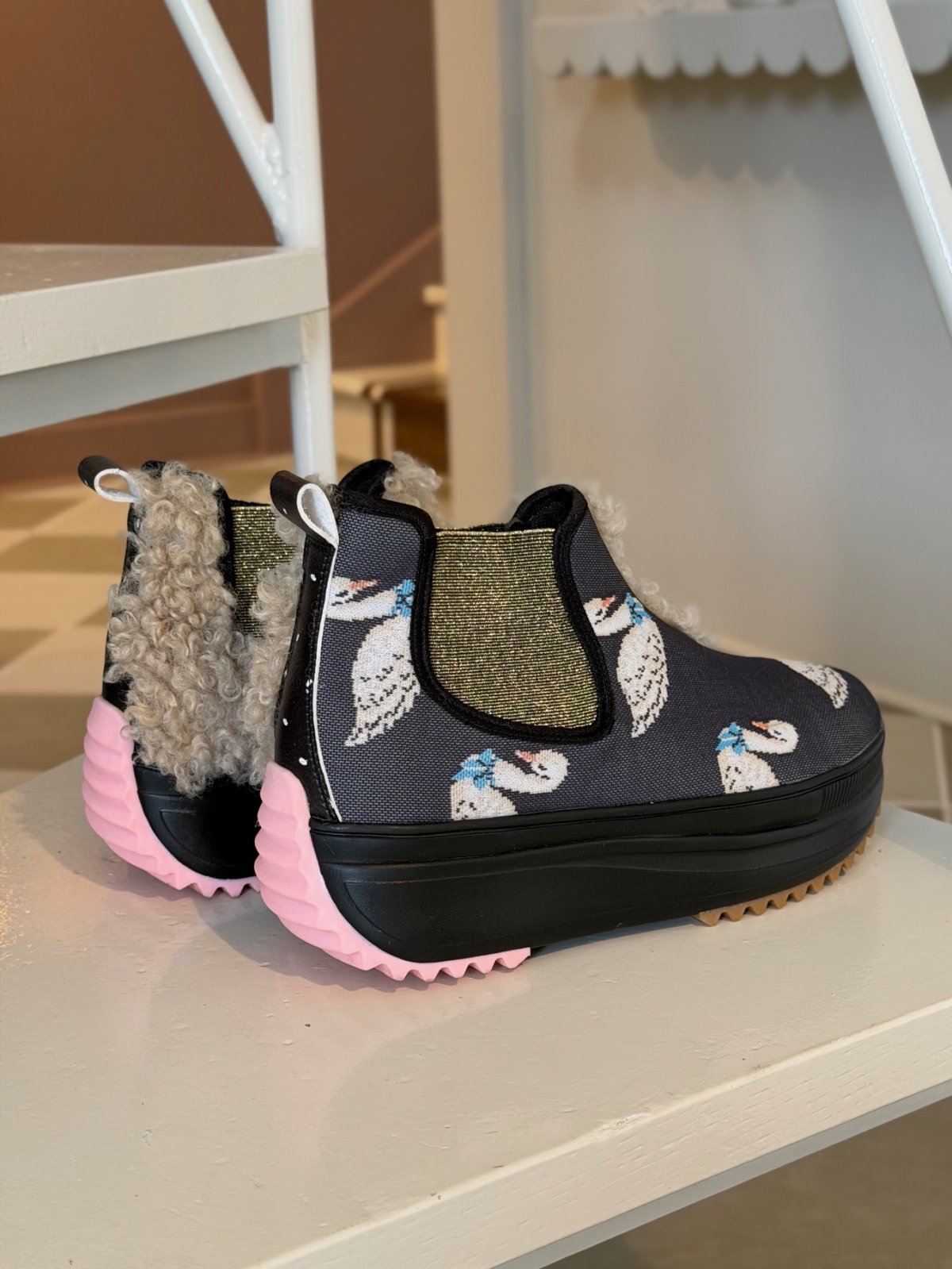 画像4: 【1月下旬〜2月上旬】Swanショートブーツ 6100040 (4)