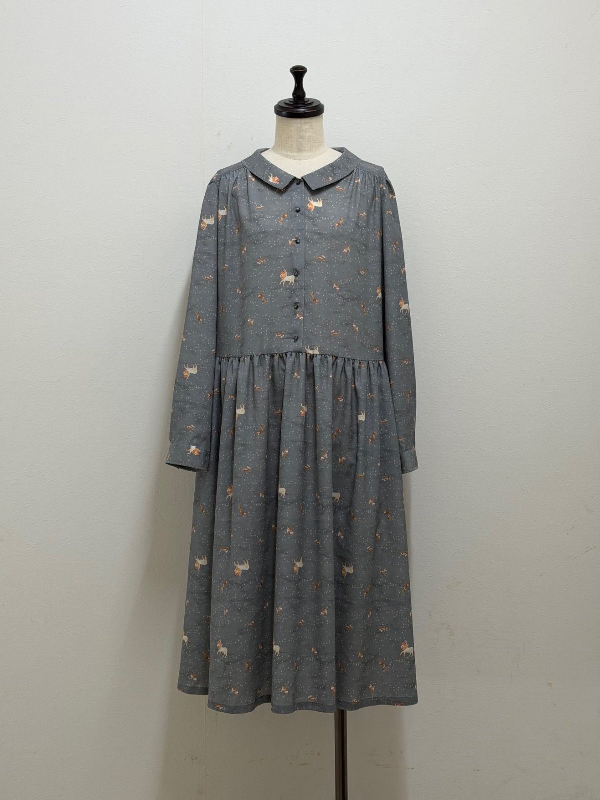 画像1: 【1月中旬〜1月下旬】テキスタイルシックワンピース(デシン)（3L） 6610020 (1)