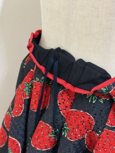 画像4: 【12月下旬〜1月中旬】レーシー丈短めスッキリスカート(M)6160050 (4)