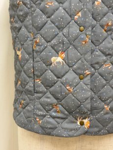 画像6: 【1月中旬〜1月下旬】草原のライオン キルトベスト(3L) 6690020 (6)