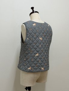 画像8: 【1月中旬〜1月下旬】草原のライオン キルトベスト(3L) 6690020 (8)