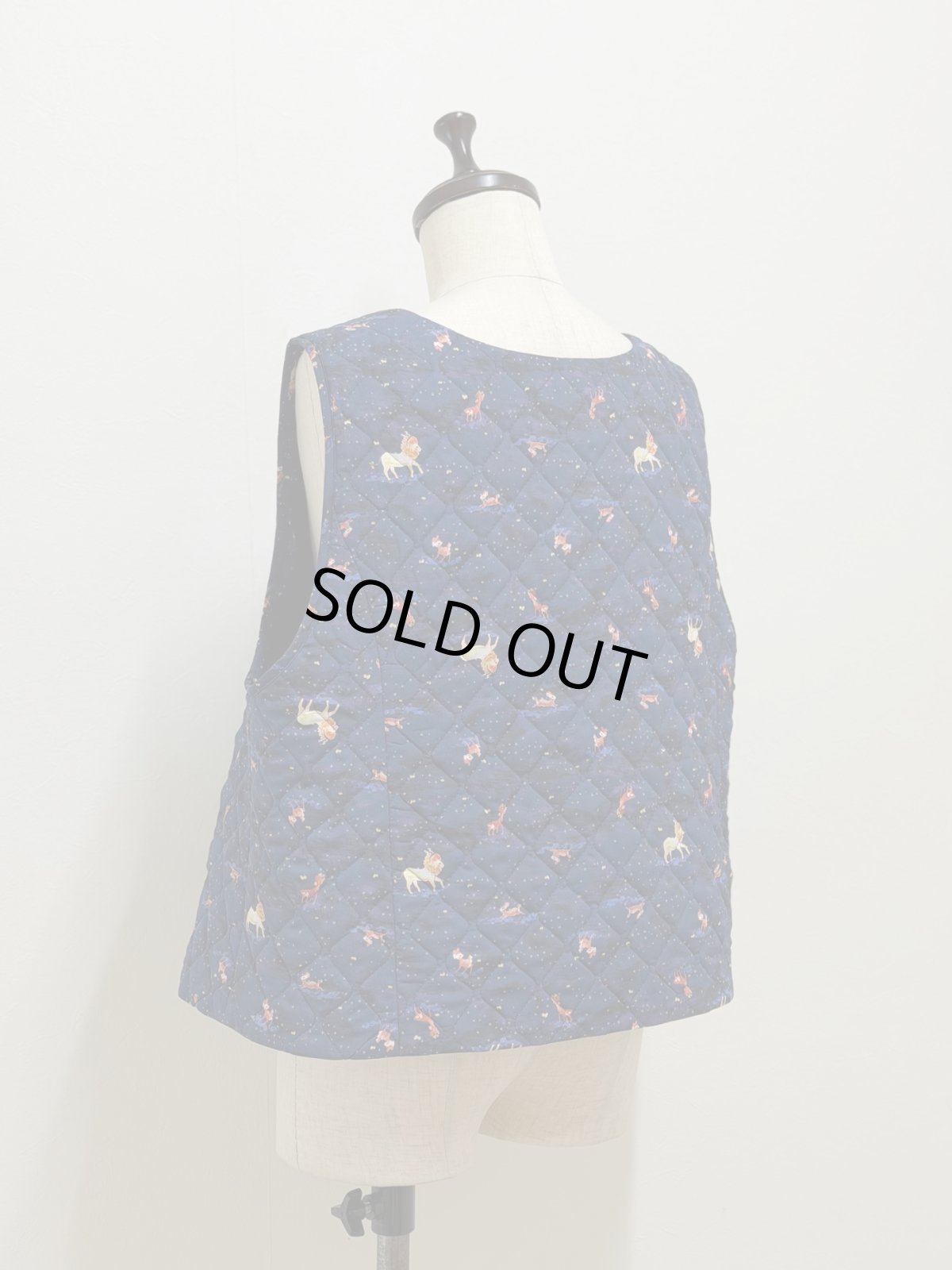 画像10: 【1月中旬〜1月下旬】草原のライオン キルトベスト(M)　6190010 (10)