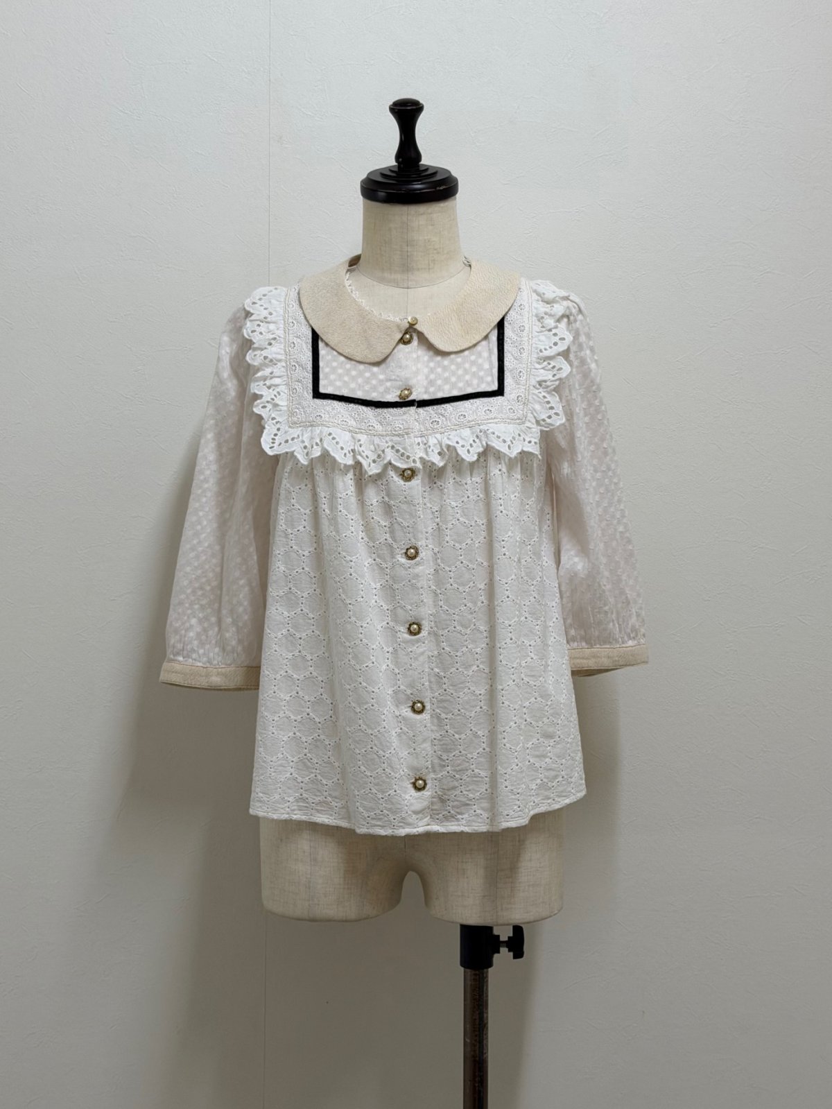 画像1: 【5月中旬〜5月下旬】Honeyブラウス（M） 6170010　※数量限定 (1)