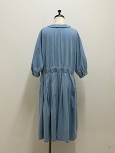 画像3: 【4月中旬〜4月下旬】デニムワンピースコート（3L） 6610160 (3)