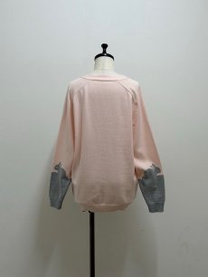 画像2: 【3月下旬〜4月上旬】シルエットたっぷりVカーデ（M）6120010 (2)