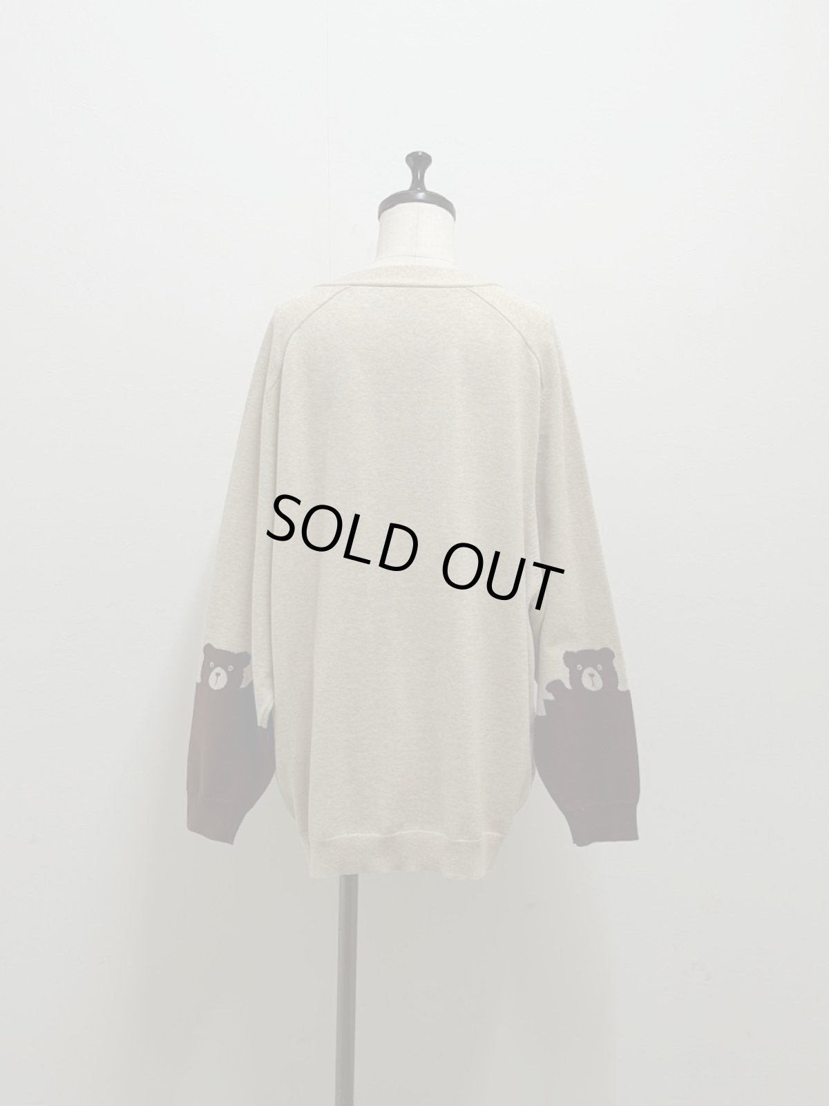 画像5: 【3月下旬〜4月上旬】シルエットたっぷりVカーデ（M）6120010 (5)