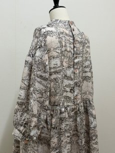 画像4: 【5月中旬〜5月下旬】スーちゃんジャーニーリネンワンピース（M） 6110230 (4)