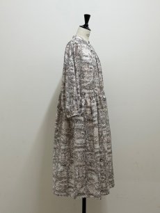 画像7: 【5月中旬〜5月下旬】スーちゃんジャーニーリネンワンピース（M） 6110230 (7)