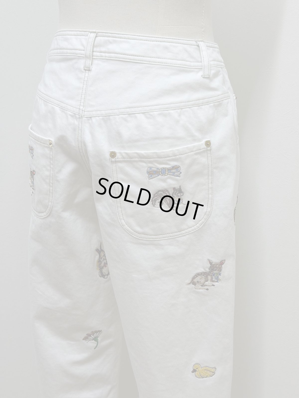 画像18: 【5月中旬〜5月下旬】fortune刺繍デニムパンツ(3L)　6640060 (18)