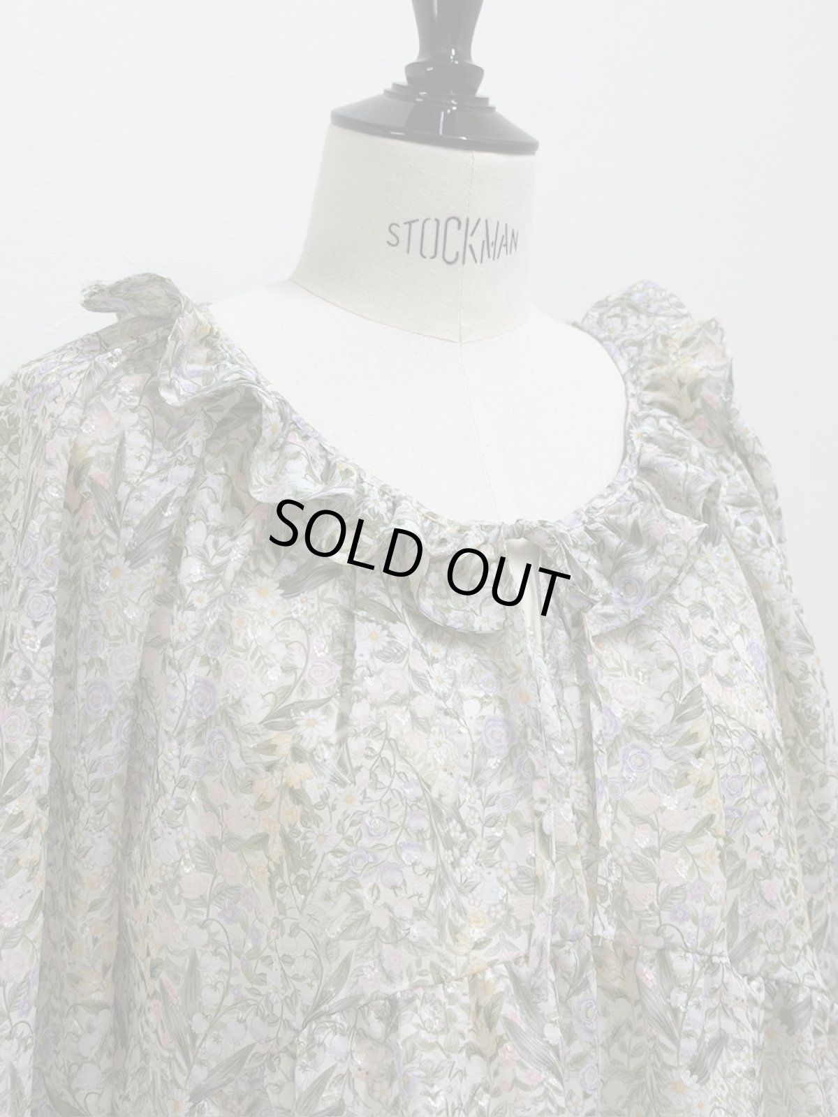 画像2: 【5月下旬〜6月上旬】秘密の猫庭ブラウス（M） 6170110 (2)