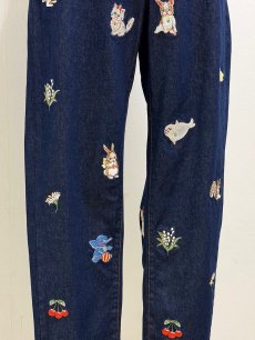 画像2: 【5月中旬〜5月下旬】fortune刺繍デニムパンツ(M)　6140050 (2)
