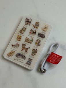 画像4: 【3月下旬〜4月上旬】こねこ図鑑モバイルバッテリー充電器　6100280 (4)