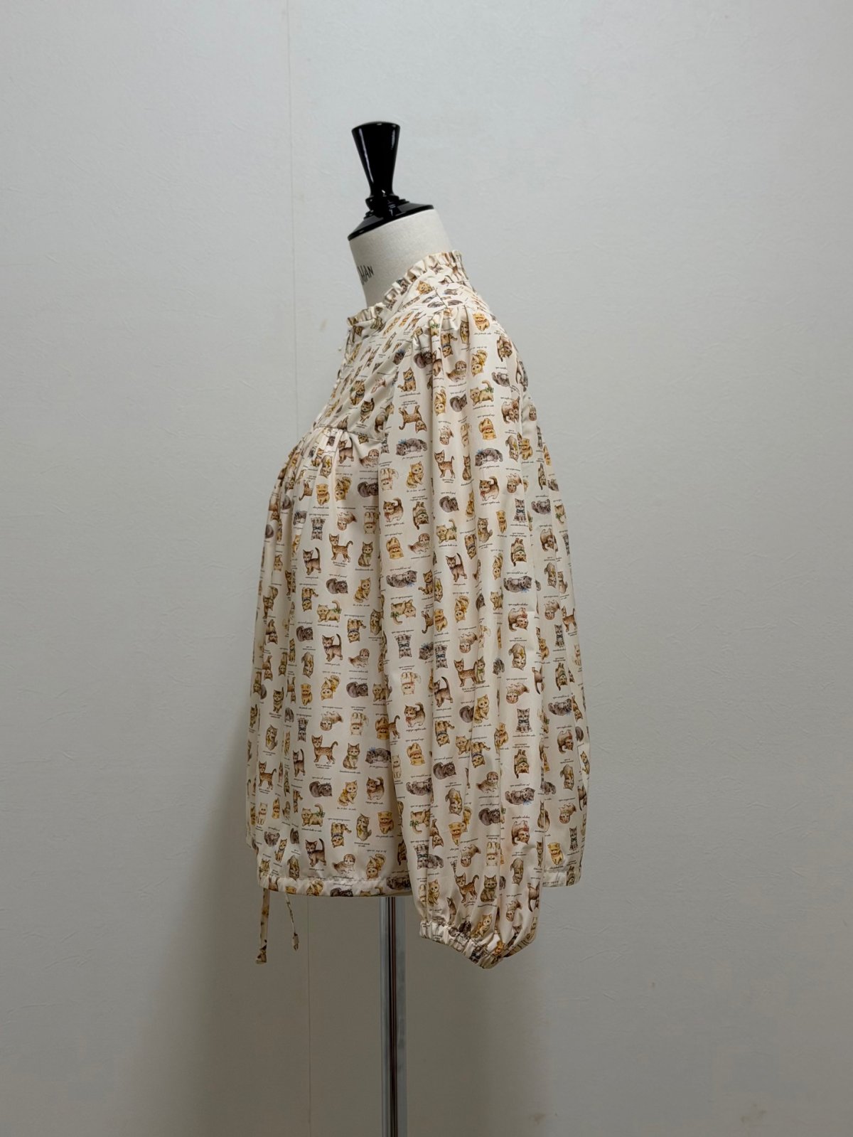 画像4: 【4月下旬〜5月中旬】こねこ図鑑レインブルゾン（M）6190060 (4)