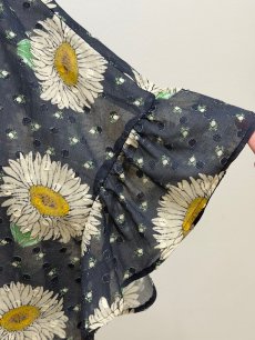 画像9: 【6月上旬〜6月中旬】マーガレットヒララブラウス（M） 6170130 ※数量限定 (9)