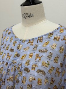 画像6: 【6月上旬〜6月中旬】こねこ図鑑ヒララブラウス（3L） 6670160 ※数量限定 (6)