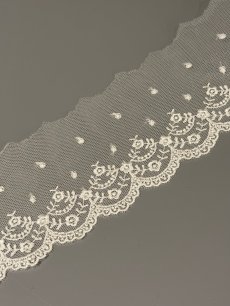 画像10: 【7月下旬〜8月上旬】デコレーションブラウス（3L） 6670210 (10)