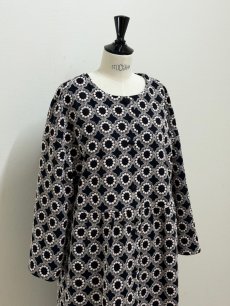 画像2: 【12月上旬〜12月中旬】ドーナツロングコート（3L）6695120 (2)