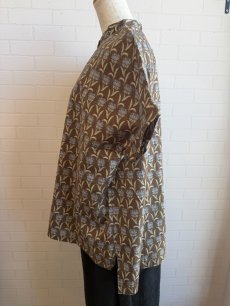 画像2: 【SUN VALLEY】コットンローンボタニカルプリントスタンドシャツ (2)