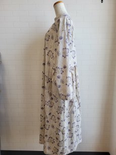 画像5: 【tukuroi】32×21綿麻平織総柄刺繍2way切替ワンピース (5)