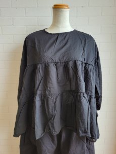 画像13: 【SUN VALLEY】コットンテンセル平織日本製品染ティアードプルオーバー (13)