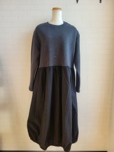 画像1: 【UNPLE】裏毛×布帛MIXバルーンワンピース (1)