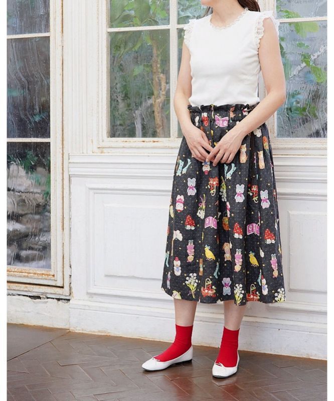 【かんたんラ】 ユキエモン新品未使用ロングスカートの通販 by シルキー's shop自己紹介確認お願いいたします。｜ラクマ スカート