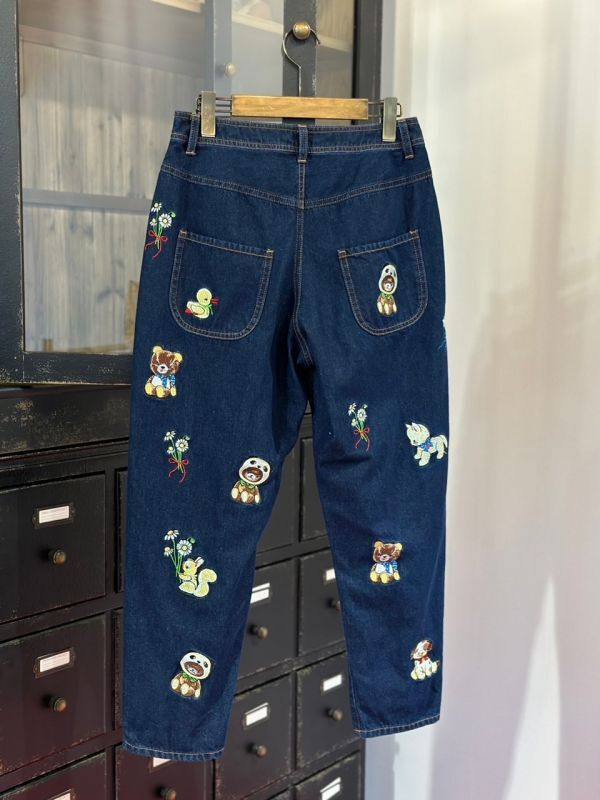 yukiemon（ユキエモン）ぬいぬい刺繡デニムパンツ（3L）3645020 | 陽氣