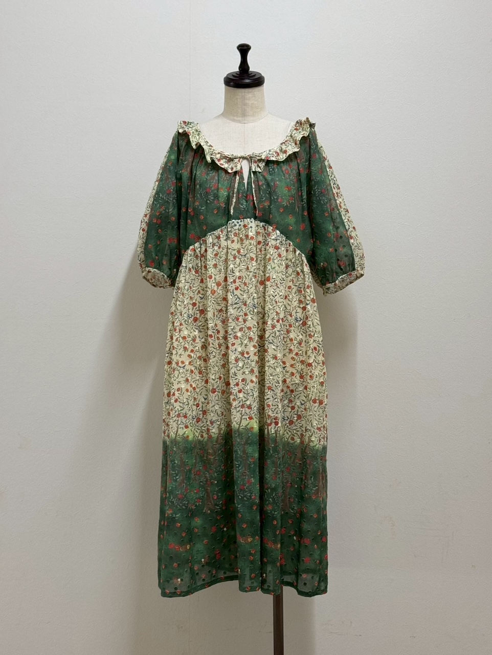 【6月下旬〜7月上旬】ざくろの花シューワンピース（M）5110410